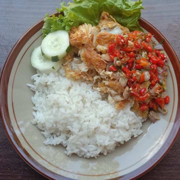 Nasi Ayam Geprek Sambel Matah