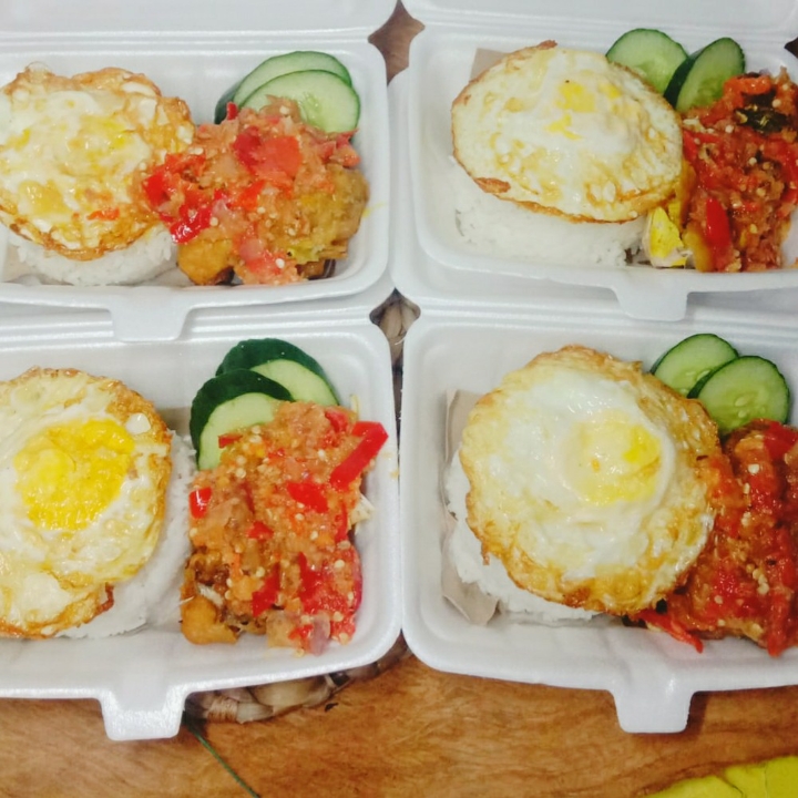 Nasi Ayam Geprek Telor Ceplok 2