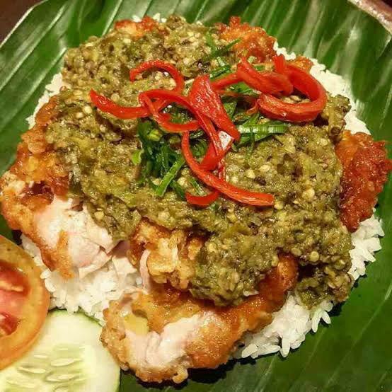 Nasi Ayam Geprek Uk Besar