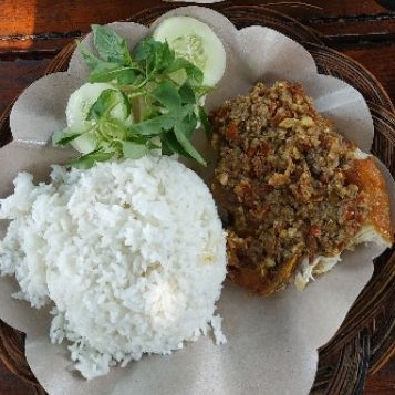 Nasi Ayam Gepuk Sambel Ijo