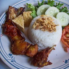 Nasi Ayam Goreng