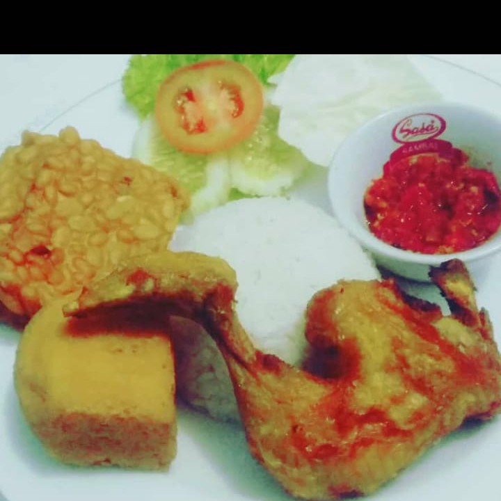 Nasi Ayam Goreng Tahu Tempe Sambel Petir