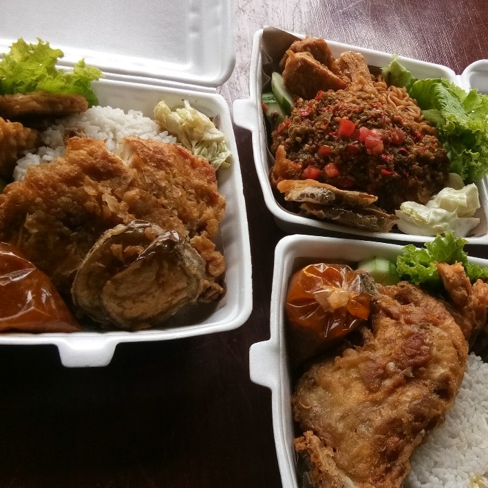 Nasi Ayam Jingkrak