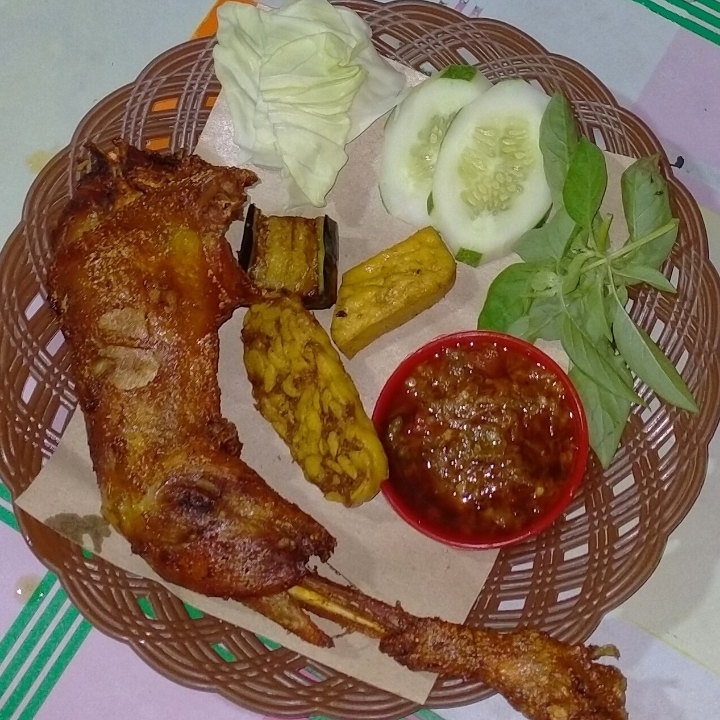 Nasi Ayam Kampung 