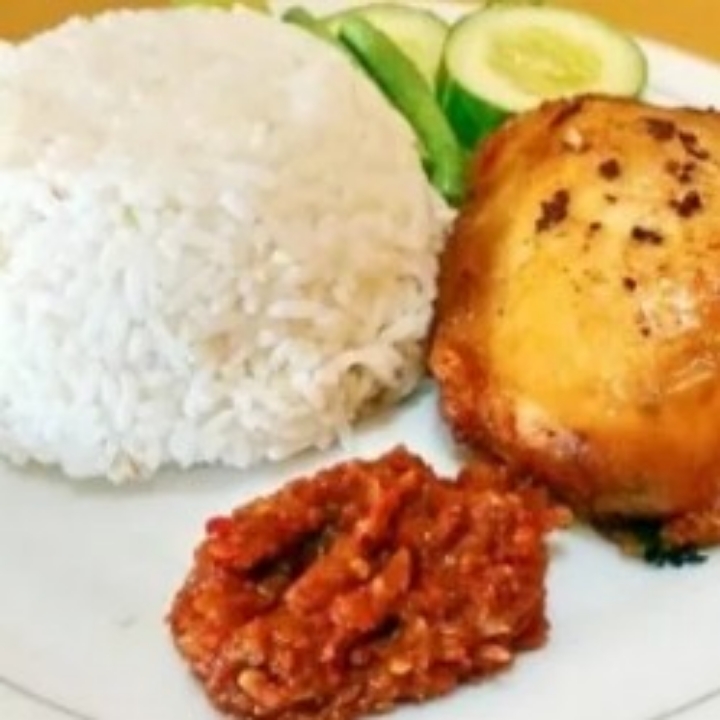 Nasi Ayam Kampung