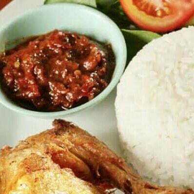 Nasi Ayam Kota Biasa Goreng 