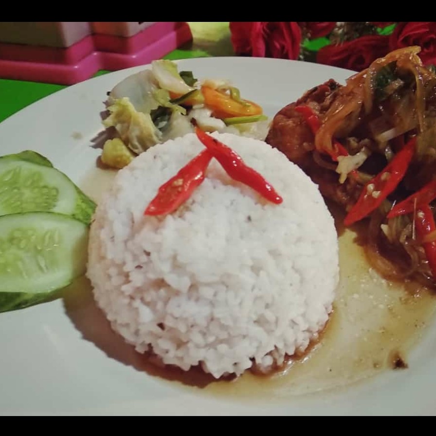 Nasi Ayam Lada Hitam