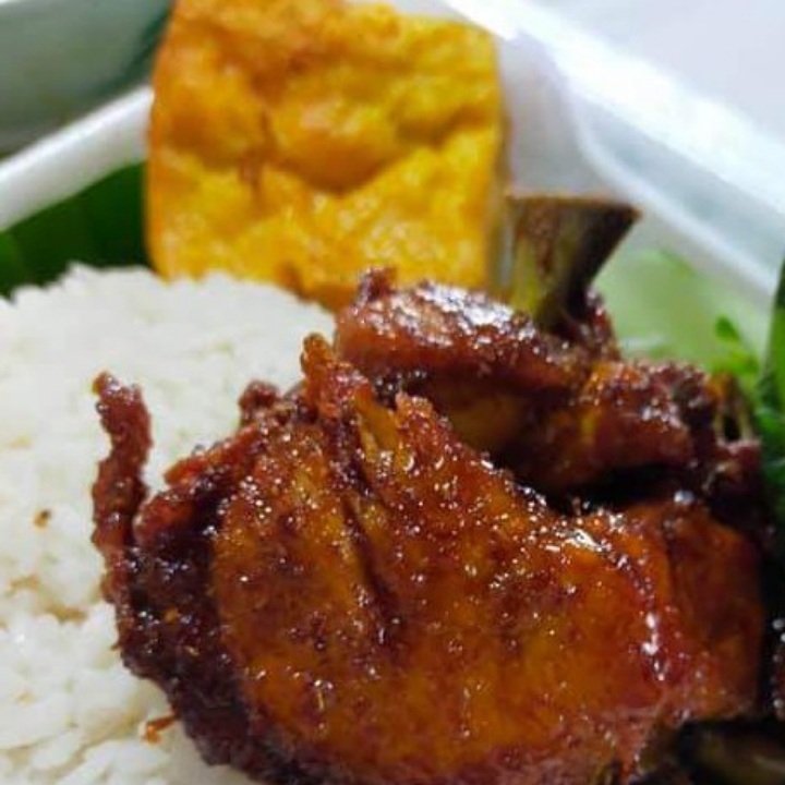 Nasi Ayam Lalap