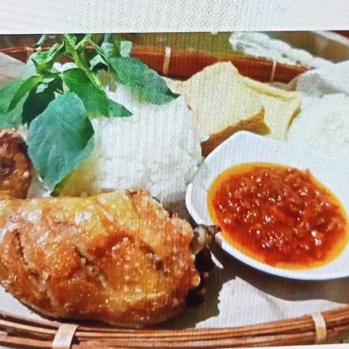 Nasi Ayam Lalapan