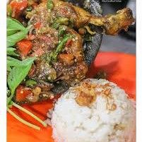 Nasi Ayam Pecak