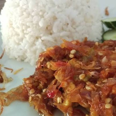 Nasi Ayam Pecak