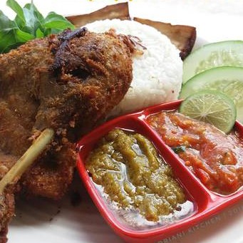 Nasi Ayam Pecak