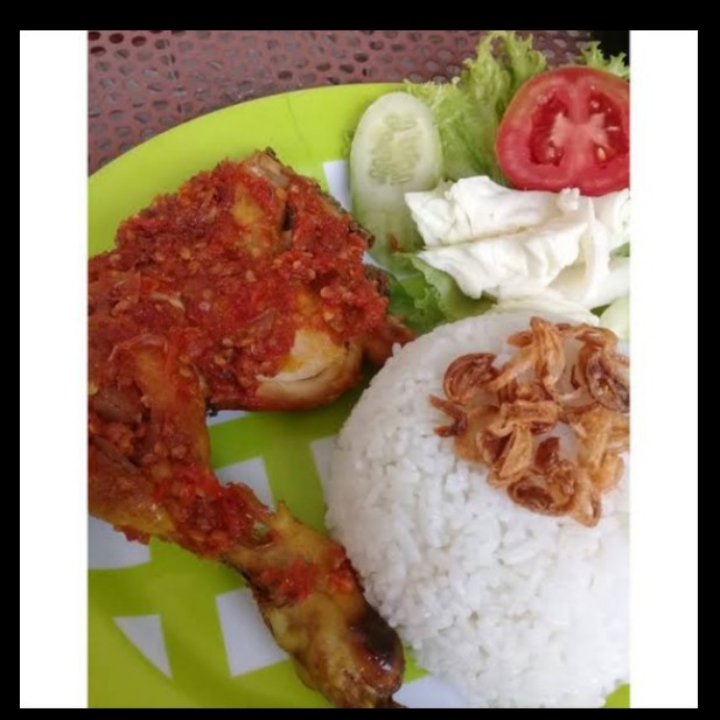 Nasi Ayam Penyet