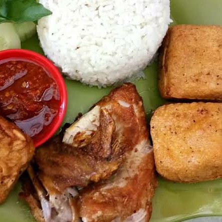 Nasi Ayam Penyet