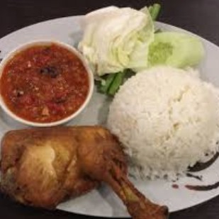 Nasi Ayam Penyet