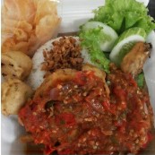 Nasi Ayam Penyet