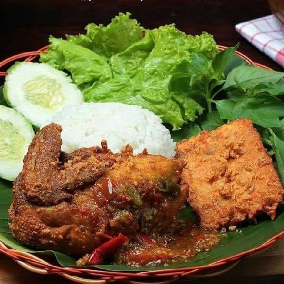 Nasi Ayam Penyet