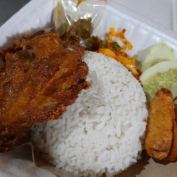 Nasi Ayam Penyet Cabe Hijau Mini