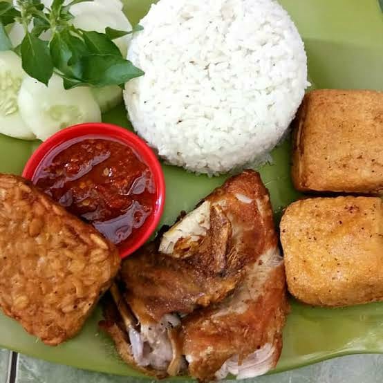 Nasi Ayam Penyet Dada