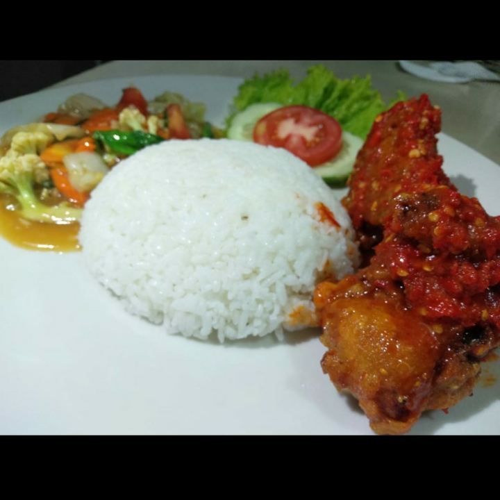 Nasi Ayam Rica