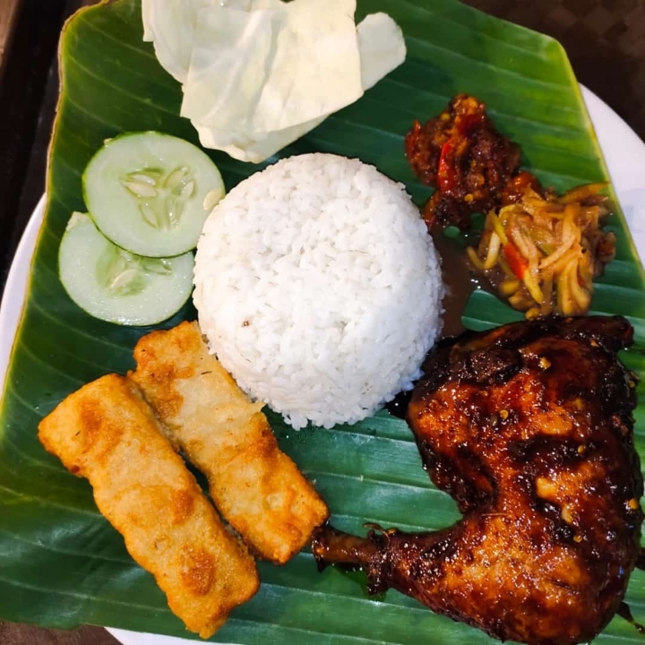 Nasi Ayam Sambal Mangga