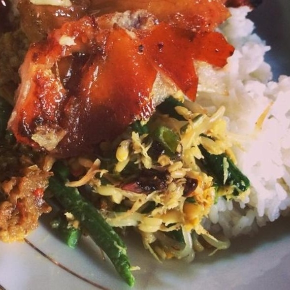 Nasi Babi Guling Biasa