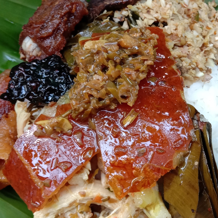 Nasi Babi Guling Biasa