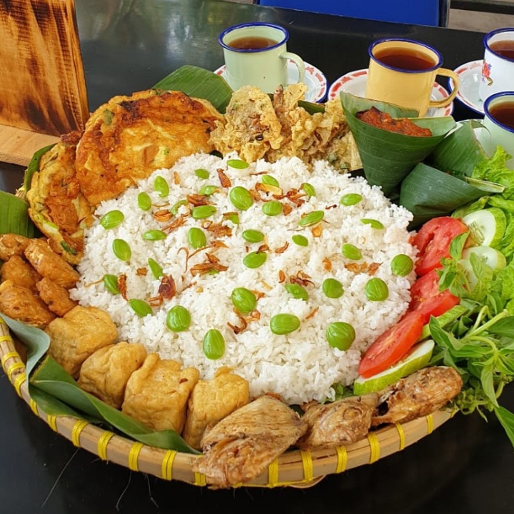 Nasi Bacakan Biasa