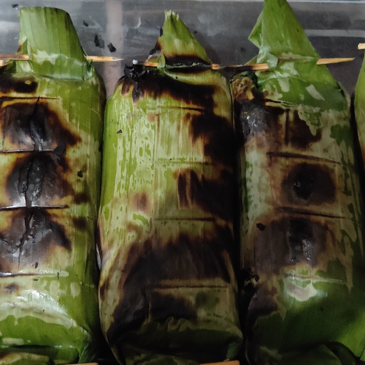 Nasi Bakar Ayam Pedas  Pete  2