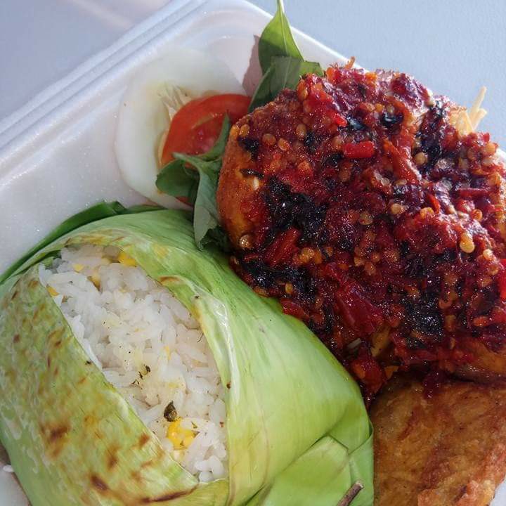 Nasi Bakar Ayam Penyet