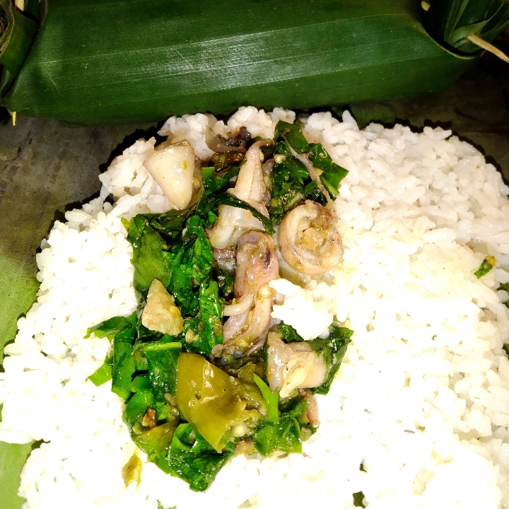 Nasi Bakar Cumi Atau Ayam