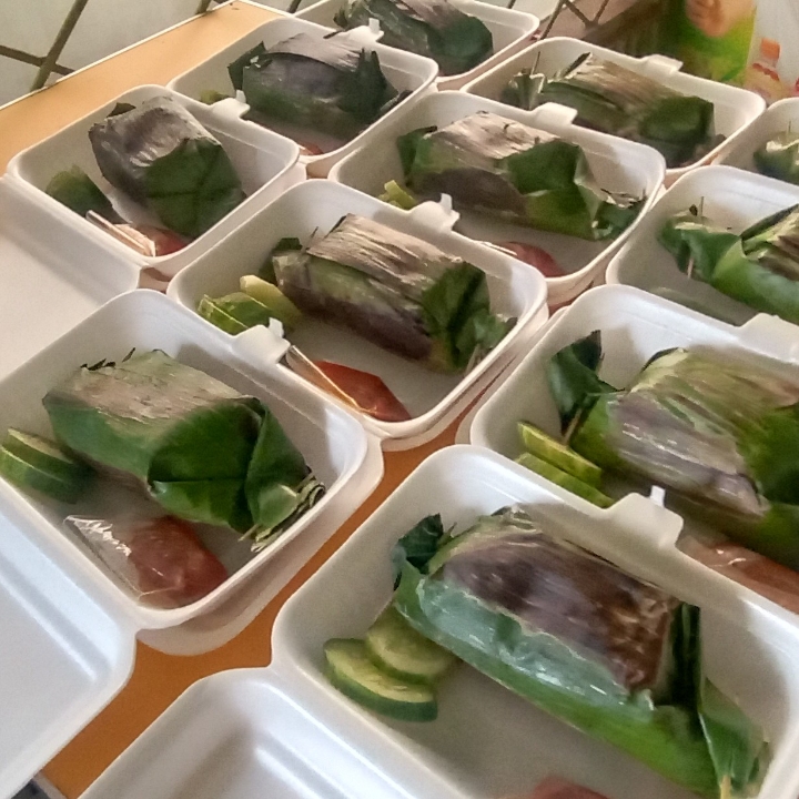 Nasi Bakar Isi Teri