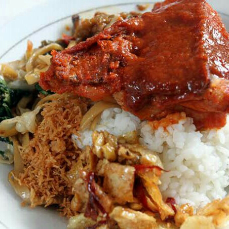 Nasi Bantingan Lauk Ayam