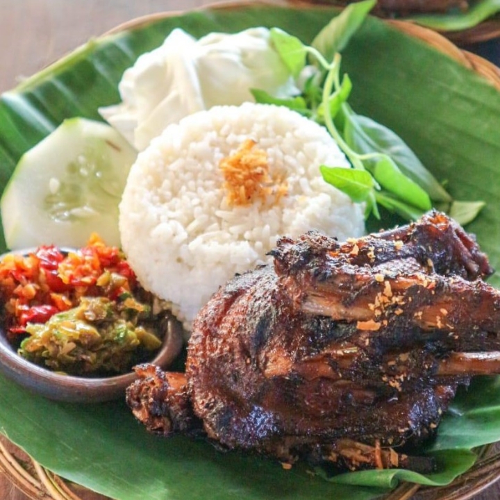 Nasi Bebek Goreng Besar