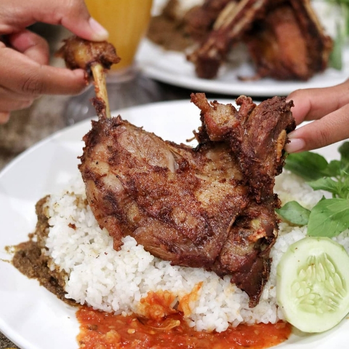 Nasi Bebek Goreng Jumbo