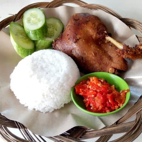 Nasi Bebek Penyet