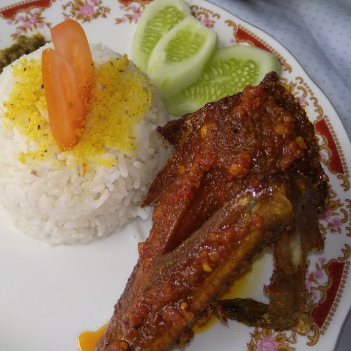 Nasi Bebek Sambel Ijo Dan Merah