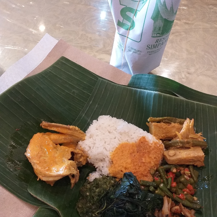 Nasi Bungkus Ayam Gulai