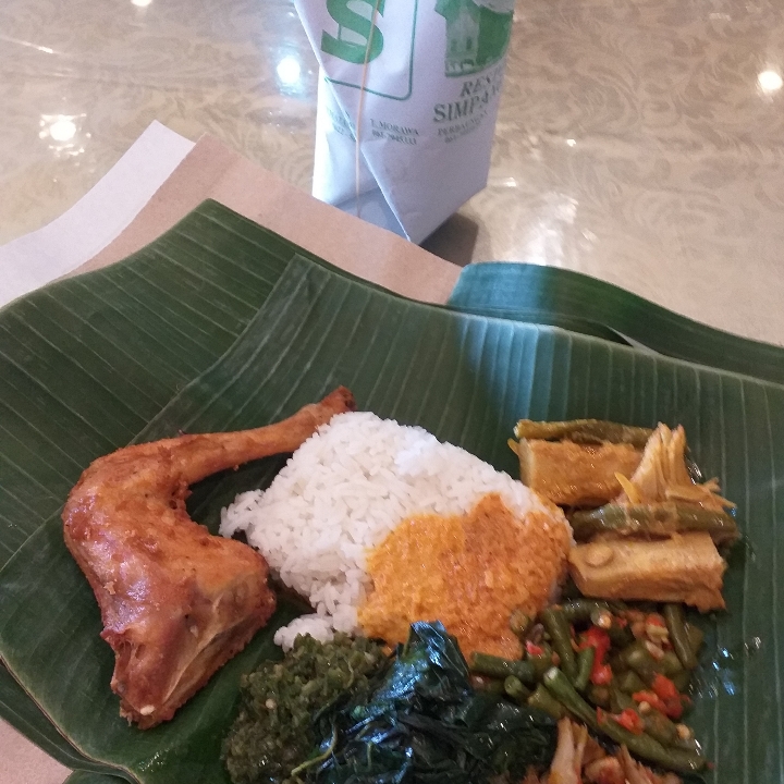 Nasi Bungkus Ayam Pop