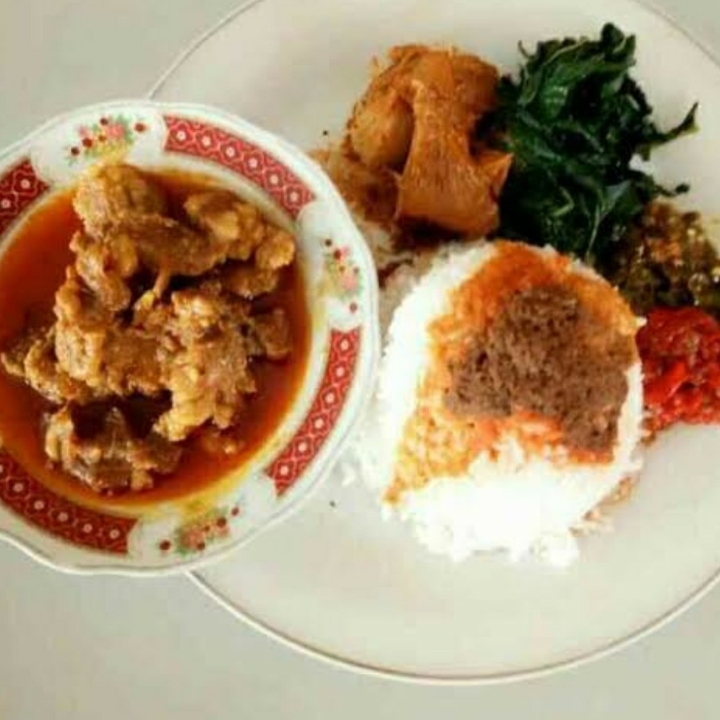 Nasi Bungkus Gulai Cincang