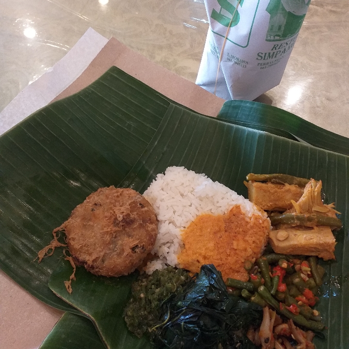 Nasi Bungkus Perkedel Kentang