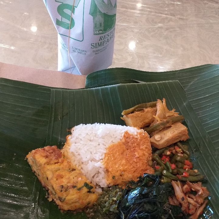 Nasi Bungkus Telur Dadar