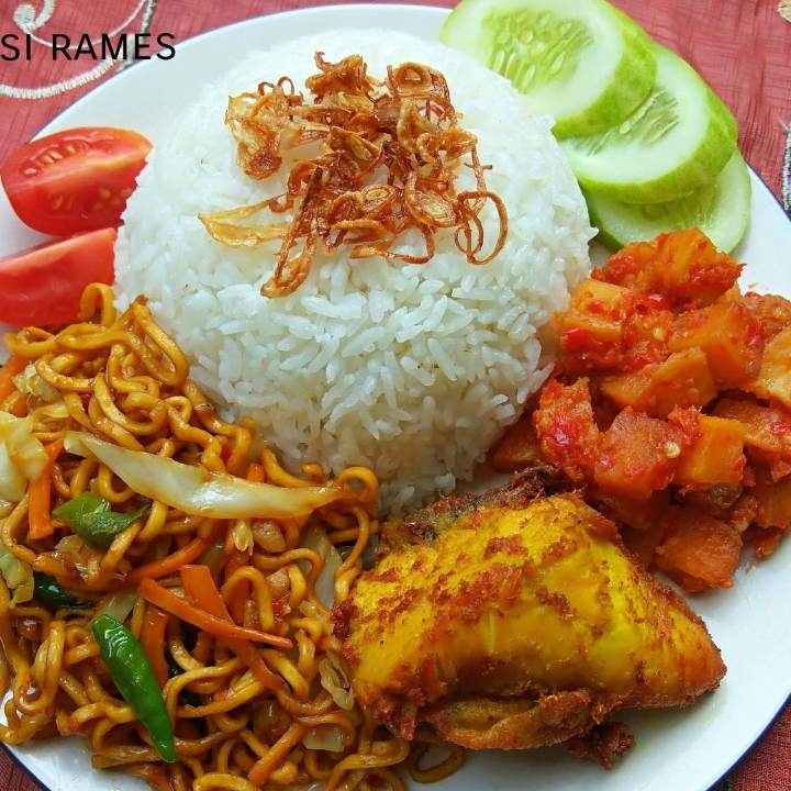 Nasi Campur Ayam