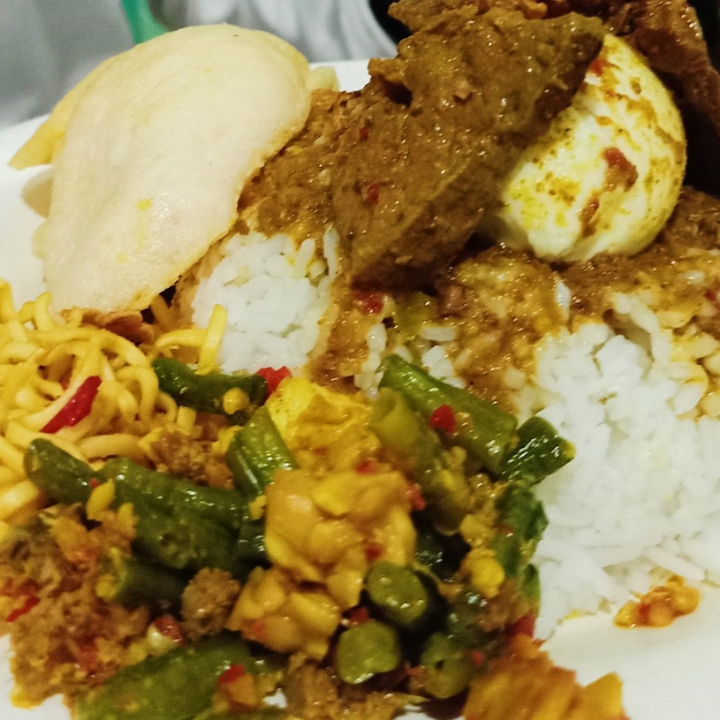 Nasi Campur