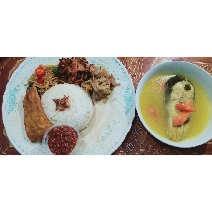 Nasi Campur Asem Patin