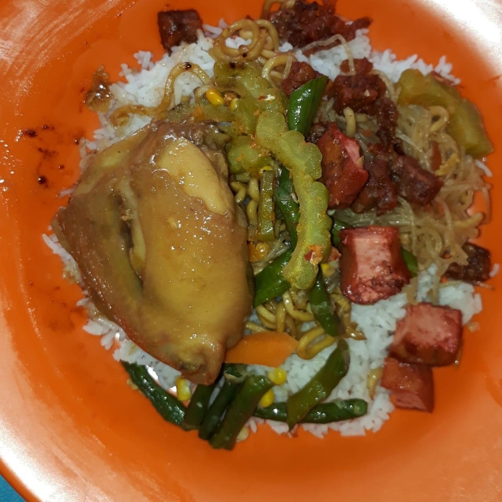 Nasi Campur Ayam Kareh