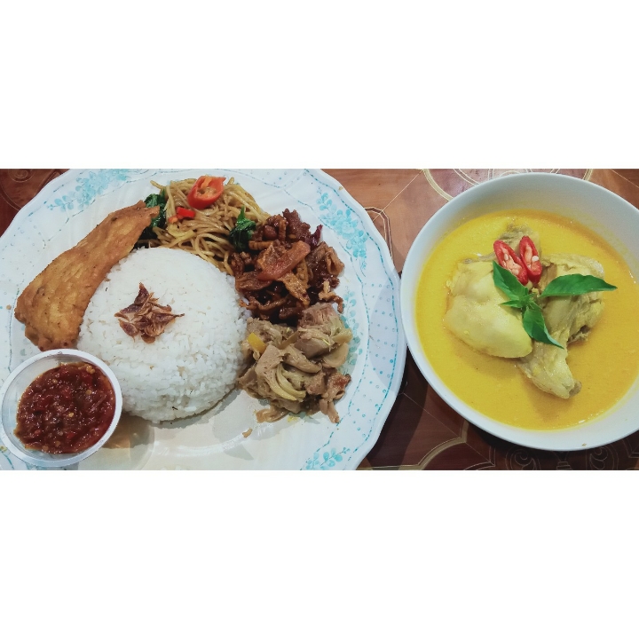 Nasi Campur Ayam Opor