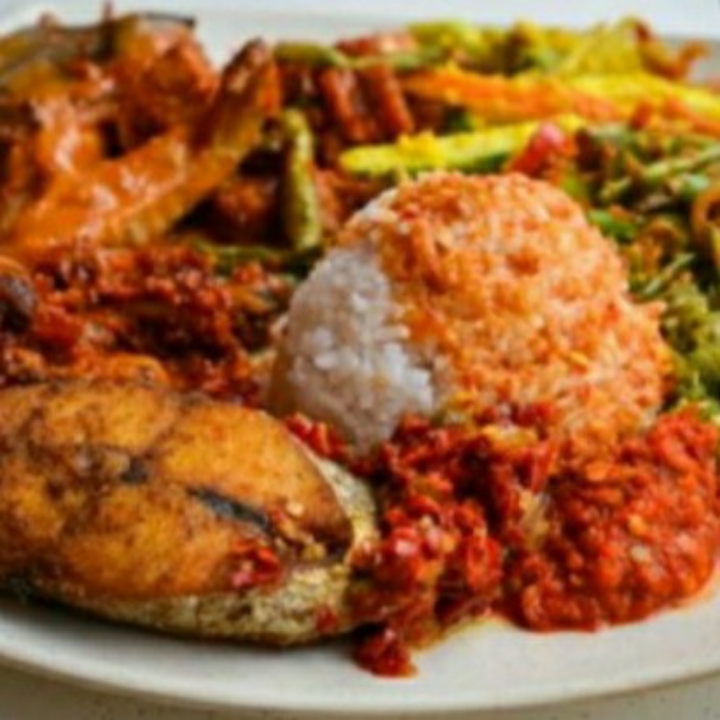 Nasi Campur Ikan