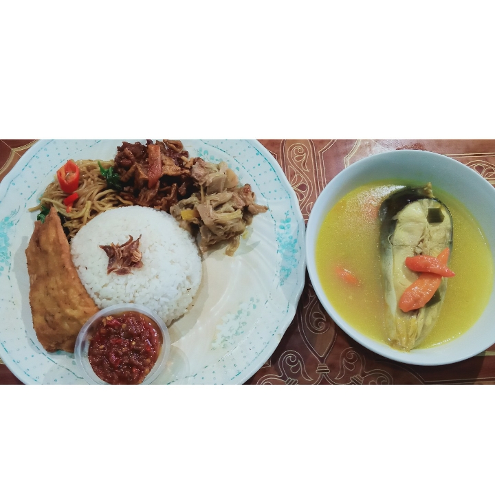 Nasi Campur Ikan Patin Kuah Asem