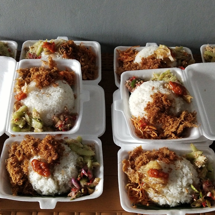 Nasi Campur Jukut Undis